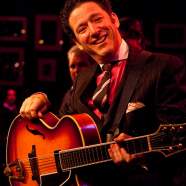 John Pizzarelli, Музыкальный Портал α