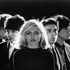 Blondie, Музыкальный Портал α