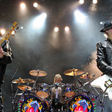 ZZ Top, Музыкальный Портал α