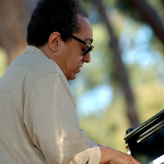 Alain Jean-Marie, Музыкальный Портал α