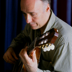 Carlos Bonell, Музыкальный Портал α