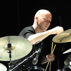 Joey Baron, Музыкальный Портал α