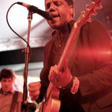 Murray Lightburn, Музыкальный Портал α