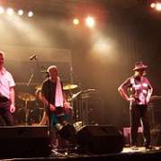Manfred Mann's Earth Band, Музыкальный Портал α