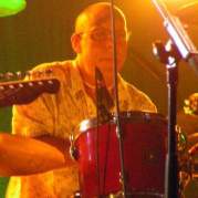 Dave Lovering, Музыкальный Портал α