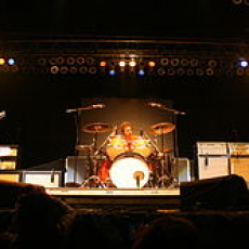 Wolfmother, Музыкальный Портал α Wolfmother, Музыкальный Портал α