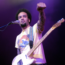 Ben Harper, Музыкальный Портал α