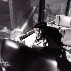 Milt Hinton, Музыкальный Портал α