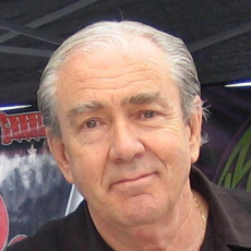 Robert Williams, Музыкальный Портал α