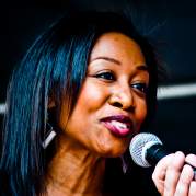 Beverley Knight, Музыкальный Портал α