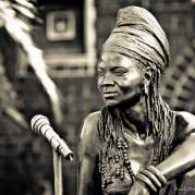 Brenda Fassie, Музыкальный Портал α