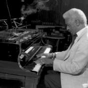 Mal Waldron, Музыкальный Портал α